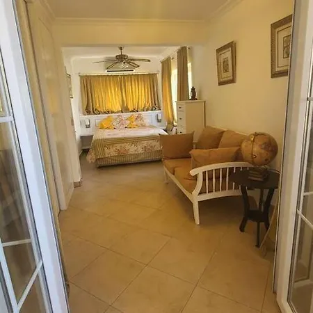 House Near Marina, Yachts, Boats. 4,5 Br *